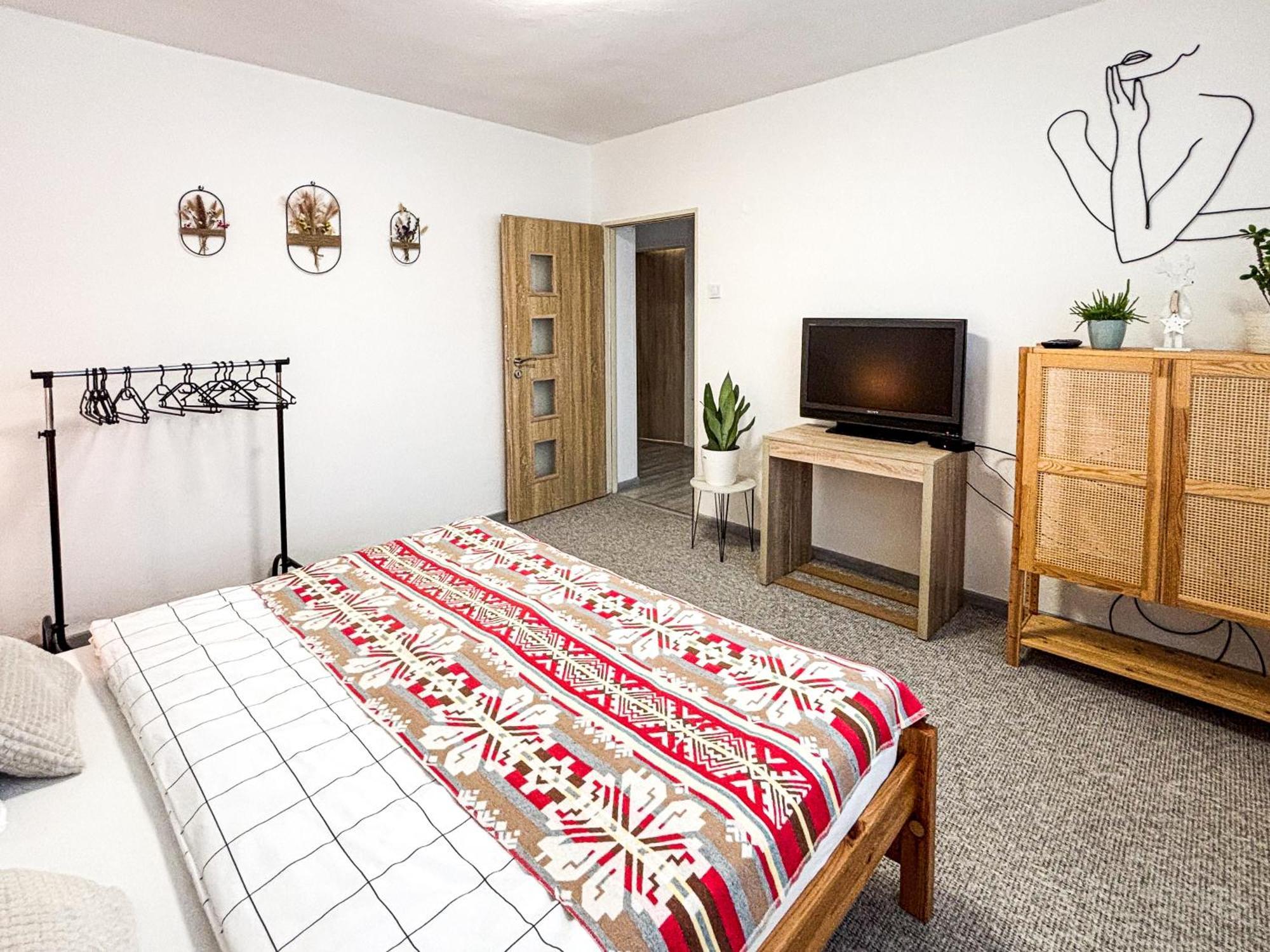 Vivi Apartments Liptovský Mikuláš 外观 照片